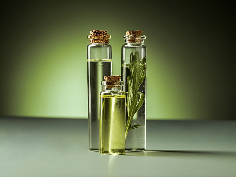 Descubren los Beneficios de los Aceites esenciales para Tratar la Alopecia