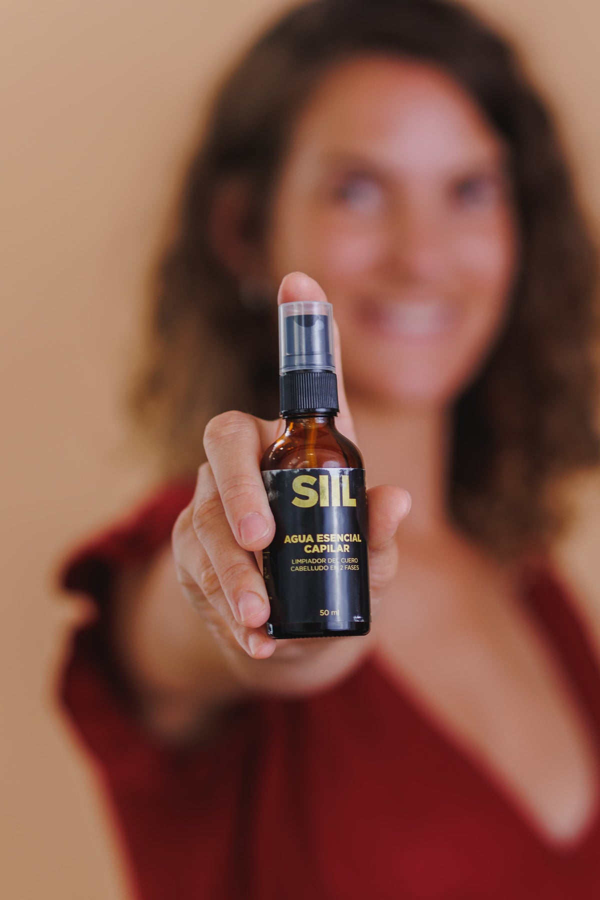 Agua Esencial Capilar SIIL Fortalece y Revitaliza [2 meses] - 50ml